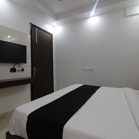 نيودلهي Hotel King Plaza المظهر الخارجي الصورة