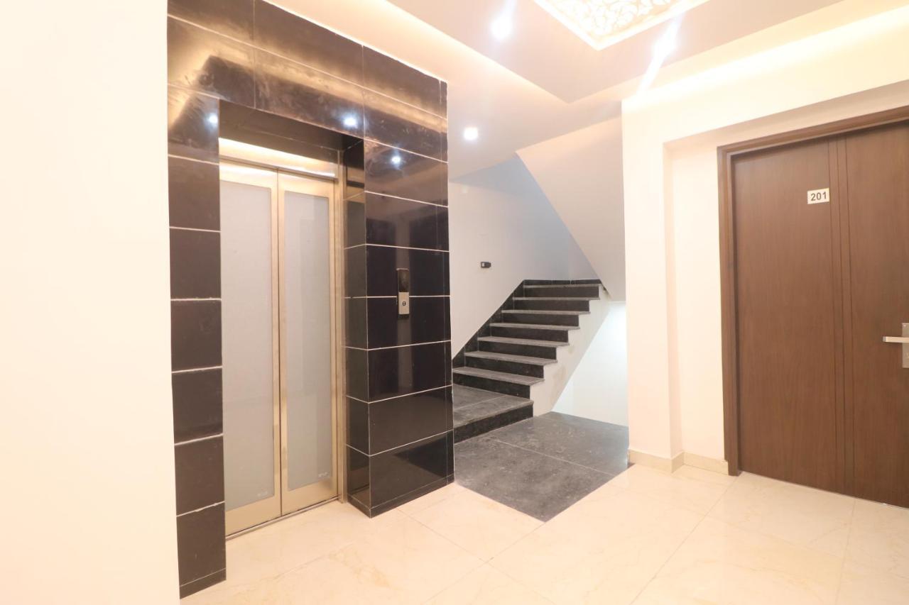 نيودلهي Hotel King Plaza المظهر الخارجي الصورة