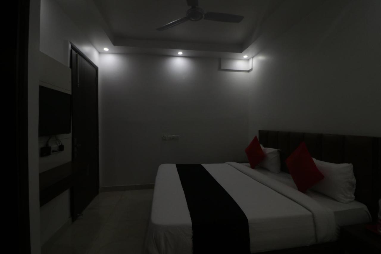 نيودلهي Hotel King Plaza المظهر الخارجي الصورة