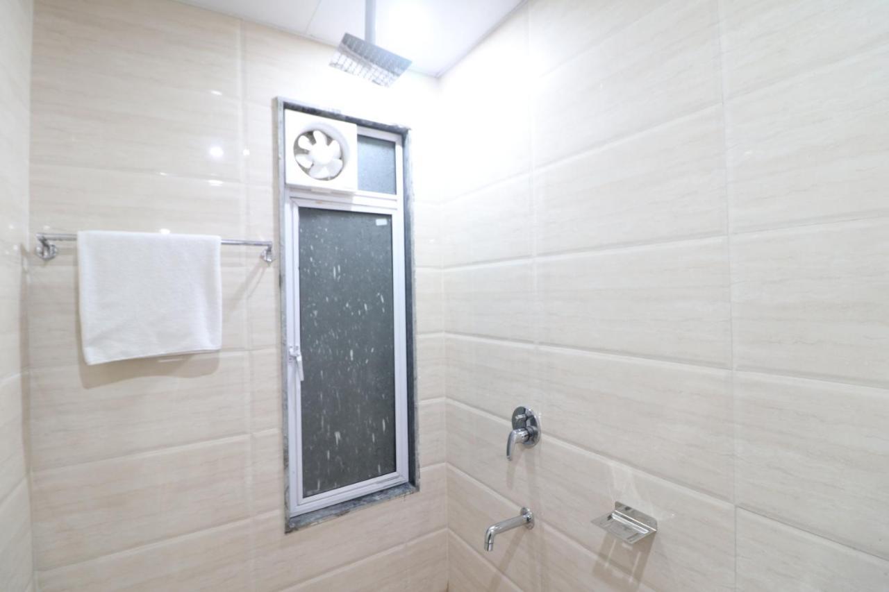 نيودلهي Hotel King Plaza المظهر الخارجي الصورة